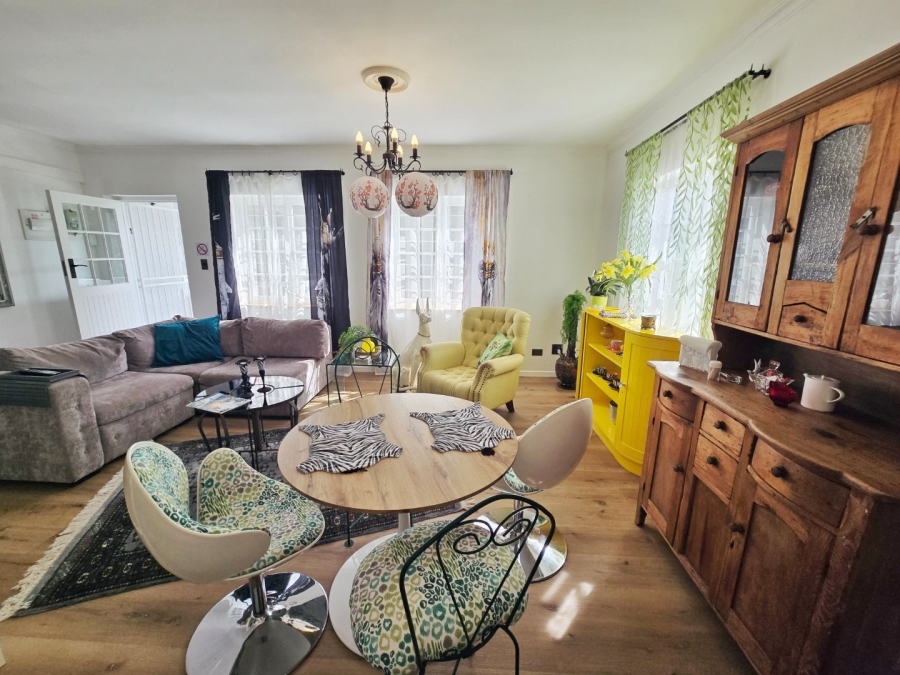 1 Bedroom Property for Sale in Sedgefield Central Western Cape